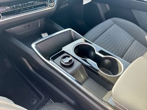 New 2026 Chevrolet Equinox LT w/ Safety and Technology Package image 20