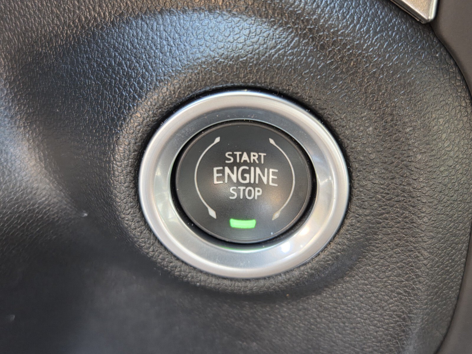 Used 2021 Chevrolet Silverado 1500 LT Trail Boss w/ Convenience Package II AWD/4WD image 32