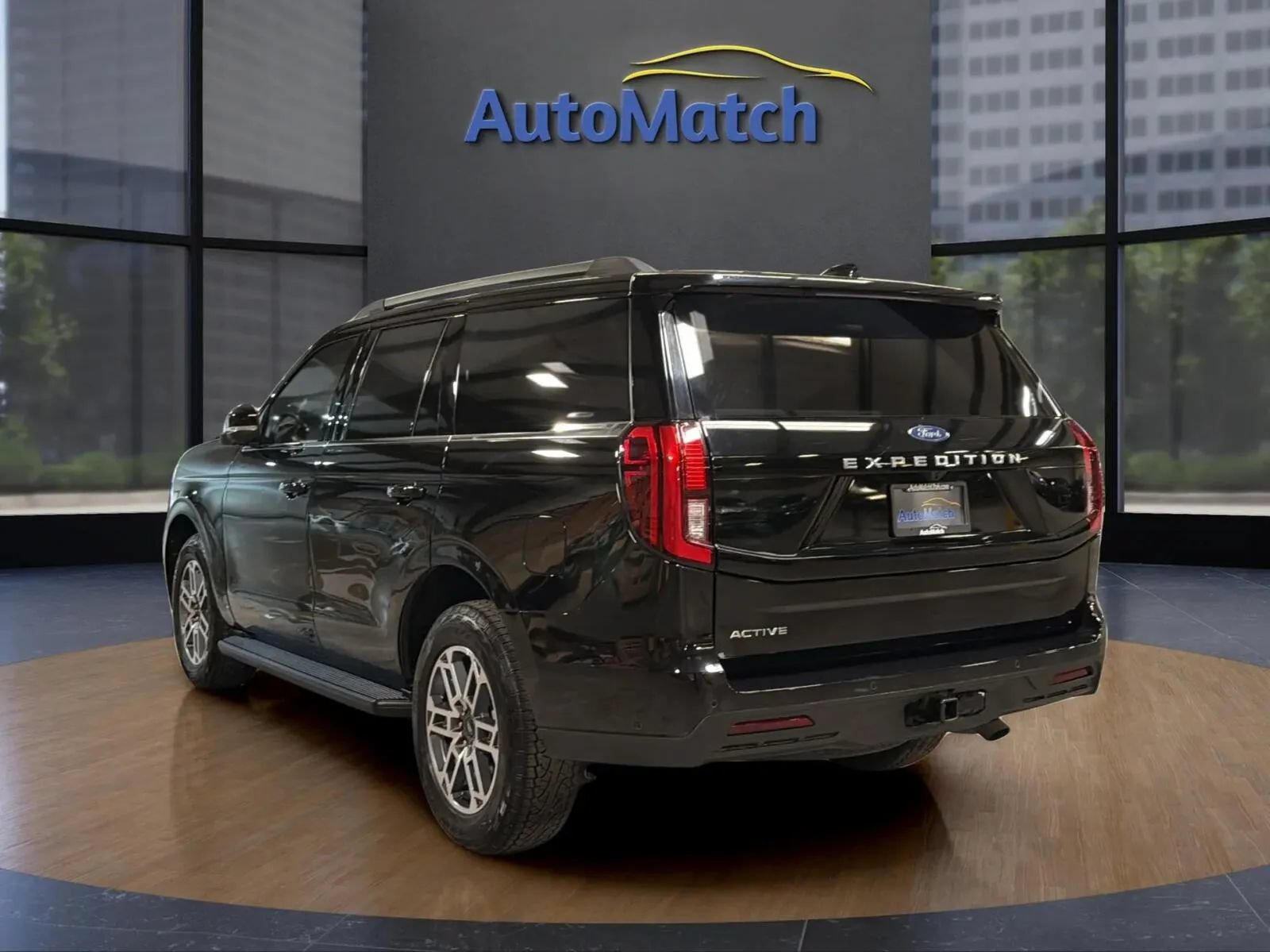 Used 2025 Ford Expedition Active AWD/4WD image 9