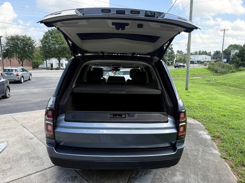 Used 2020 Land Rover Range Rover HSE AWD/4WD image 18