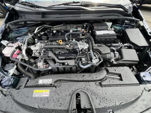 Used 2025 Toyota Corolla LE FWD image 32