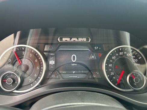 New 2026 RAM 1500 Laramie AWD/4WD image 14