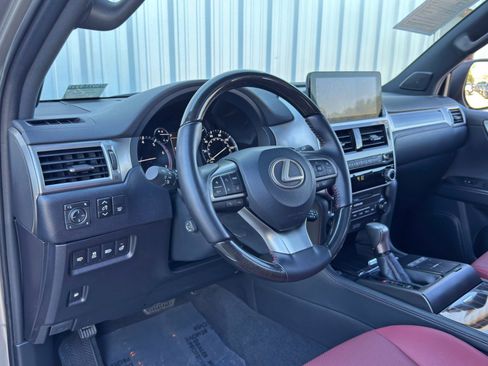 Used 2023 Lexus GX 460 Premium image 14