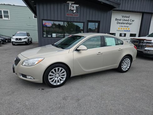 Used 2012 Buick Regal Leather FWD image 2