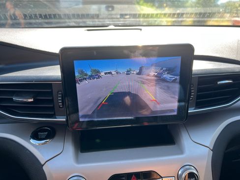 Used 2023 Ford Explorer XLT w/ Equipment Group 202A image 23