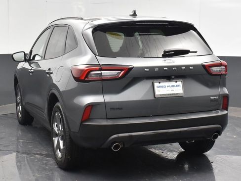 Used 2026 Ford Escape ST-Line AWD/4WD image 2