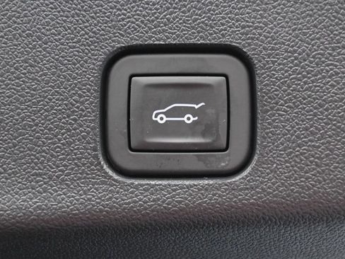 Used 2026 GMC Acadia Denali Ultimate w/ LPO, Floor Liner Package AWD/4WD image 34