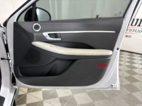 Used 2023 Hyundai Sonata SEL w/ Convenience Package FWD image 27