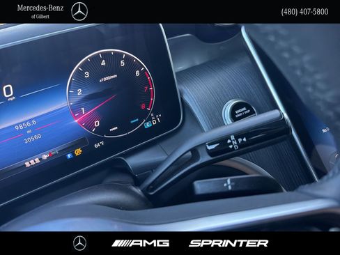 Used 2024 Mercedes-Benz GLC 300 image 28