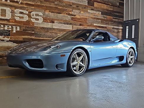 Used 2000 Ferrari 360 Spider image 2
