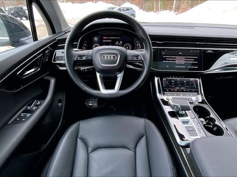 Used 2022 Audi Q7 Premium Plus image 5