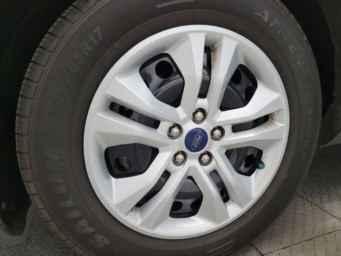 Used 2021 Ford Escape S image 31