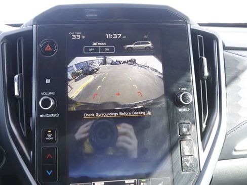 Used 2025 Subaru Forester Premium image 27