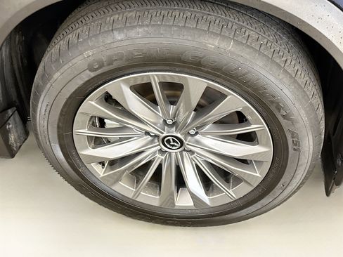 Used 2024 MAZDA CX-90 Plug-In Hybrid w/ Preferred image 11