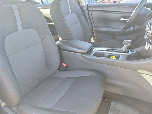 Used 2025 Nissan Sentra SV image 22