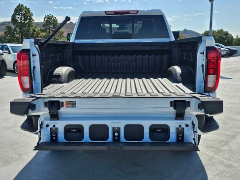 New 2025 GMC Sierra 2500 SLE w/ SLE Value Package; image 18