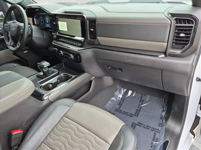 Used 2024 Chevrolet Silverado 1500 ZR2 w/ Technology Package AWD/4WD image 22