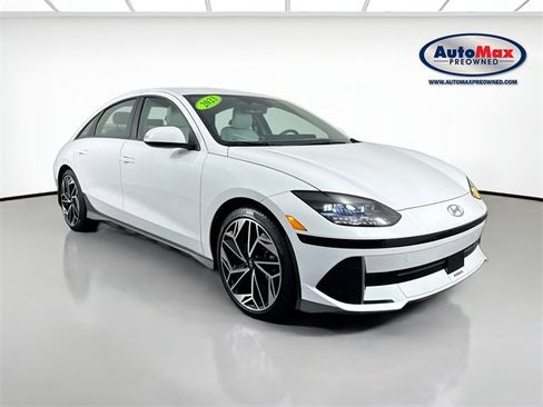 Used 2023 Hyundai Ioniq 6 SEL image 1