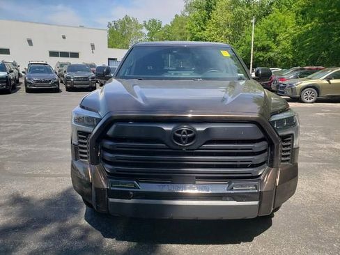 Used 2025 Toyota Tundra Limited AWD/4WD image 5