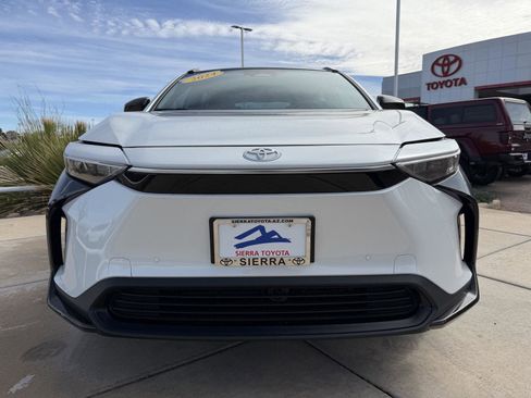 Used 2024 Toyota bZ4X XLE image 10
