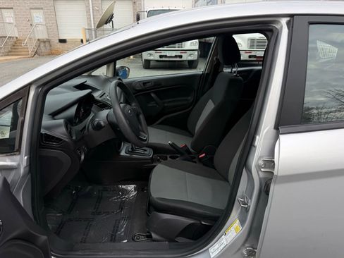 Used 2017 Ford Fiesta S image 12