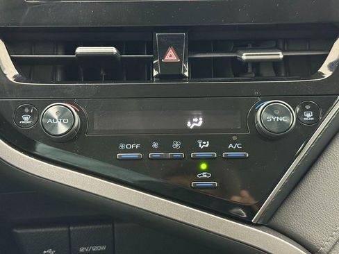 Used 2024 Toyota Camry LE image 17