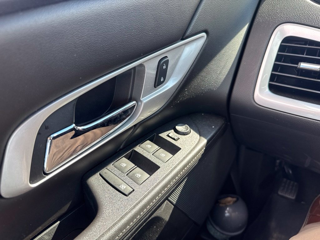 Used 2016 GMC Terrain SLE FWD image 21