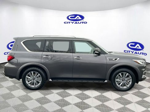 Used 2024 INFINITI QX80 Luxe image 2