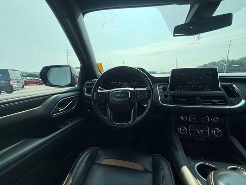 Used 2021 GMC Yukon AT4 w/ Rear Media and Nav Package AWD/4WD image 8