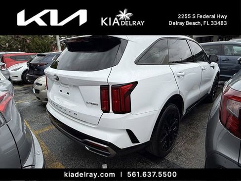 Used 2021 Kia Sorento SX FWD image 2