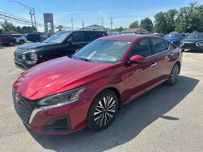 Used 2023 Nissan Altima 2.5 SV w/ SV Premium Package