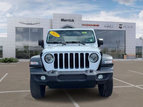 Used 2022 Jeep Wrangler Unlimited Sport AWD/4WD image 3