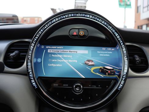 Used 2022 MINI Cooper SE w/ Driver Assistance Package image 34