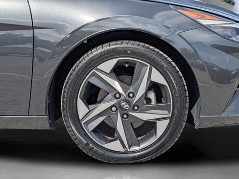 Certified 2023 Hyundai Elantra SEL w/ Convenience Package FWD image 29