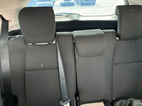 Used 2016 Honda HR-V LX image 14