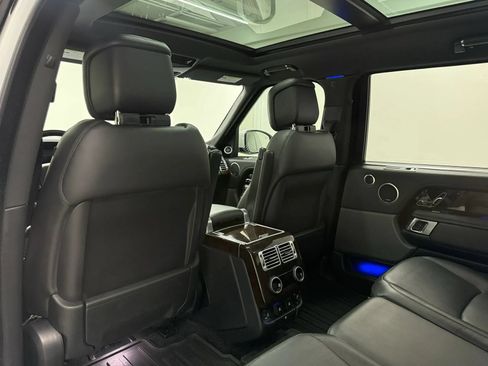 Used 2021 Land Rover Range Rover P525 Westminster Edition LWB AWD/4WD image 17