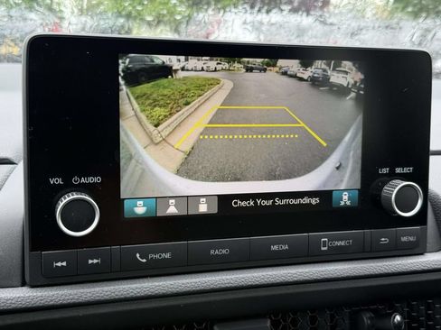 Used 2025 Honda CR-V Sport image 28