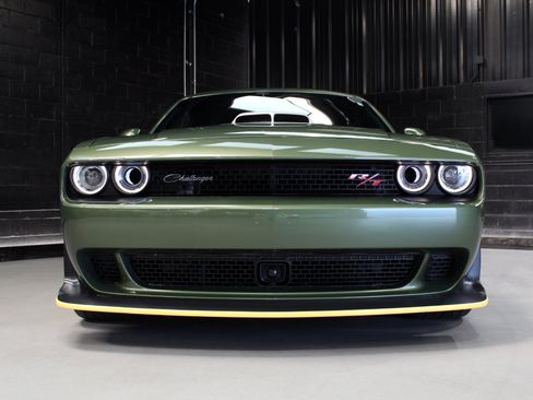 Used 2023 Dodge Challenger R/T Scat Pack RWD image 11