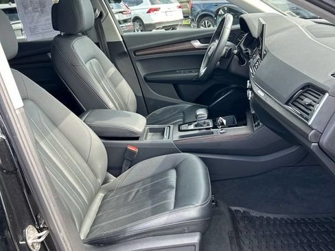 Used 2022 Audi Q5 2.0T Premium w/ Convenience Package AWD/4WD image 5