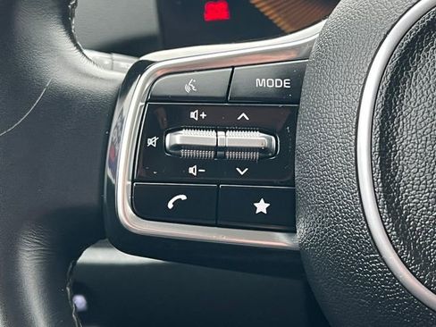 Used 2024 Kia Sorento S image 20