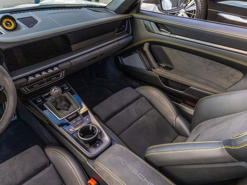 Used 2024 Porsche 911 Carrera 4 GTS image 65