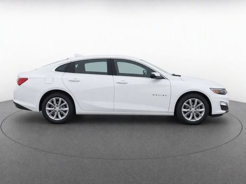 Used 2024 Chevrolet Malibu LT FWD image 9