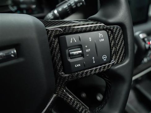 New 2024 Land Rover Defender 110 S image 22