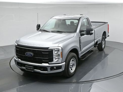 Used 2024 Ford F350 XL w/ XL Chrome Package image 40
