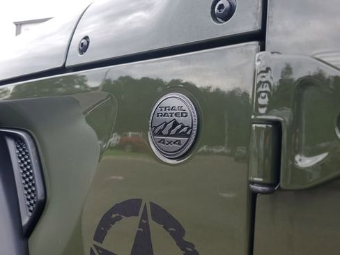 Used 2024 Jeep Wrangler Unlimited Sport AWD/4WD image 7
