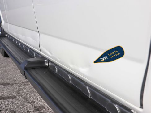 Used 2019 Chevrolet Express 3500 LT w/ LT Preferred Equipment Group RWD image 33