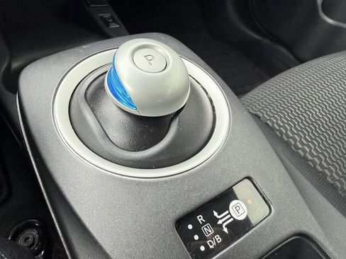 Used 2016 Nissan Leaf S w/ Charger Package image 23