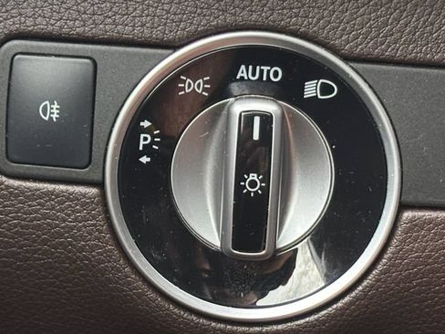 Used 2019 Mercedes-Benz GLS 450 4MATIC image 35