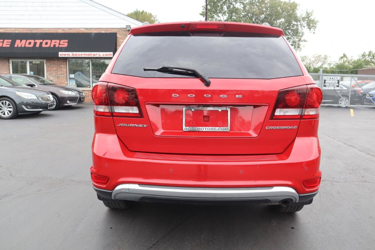 Used 2016 Dodge Journey Crossroad FWD image 4