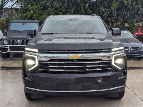 Used 2025 Chevrolet Tahoe LT image 2
